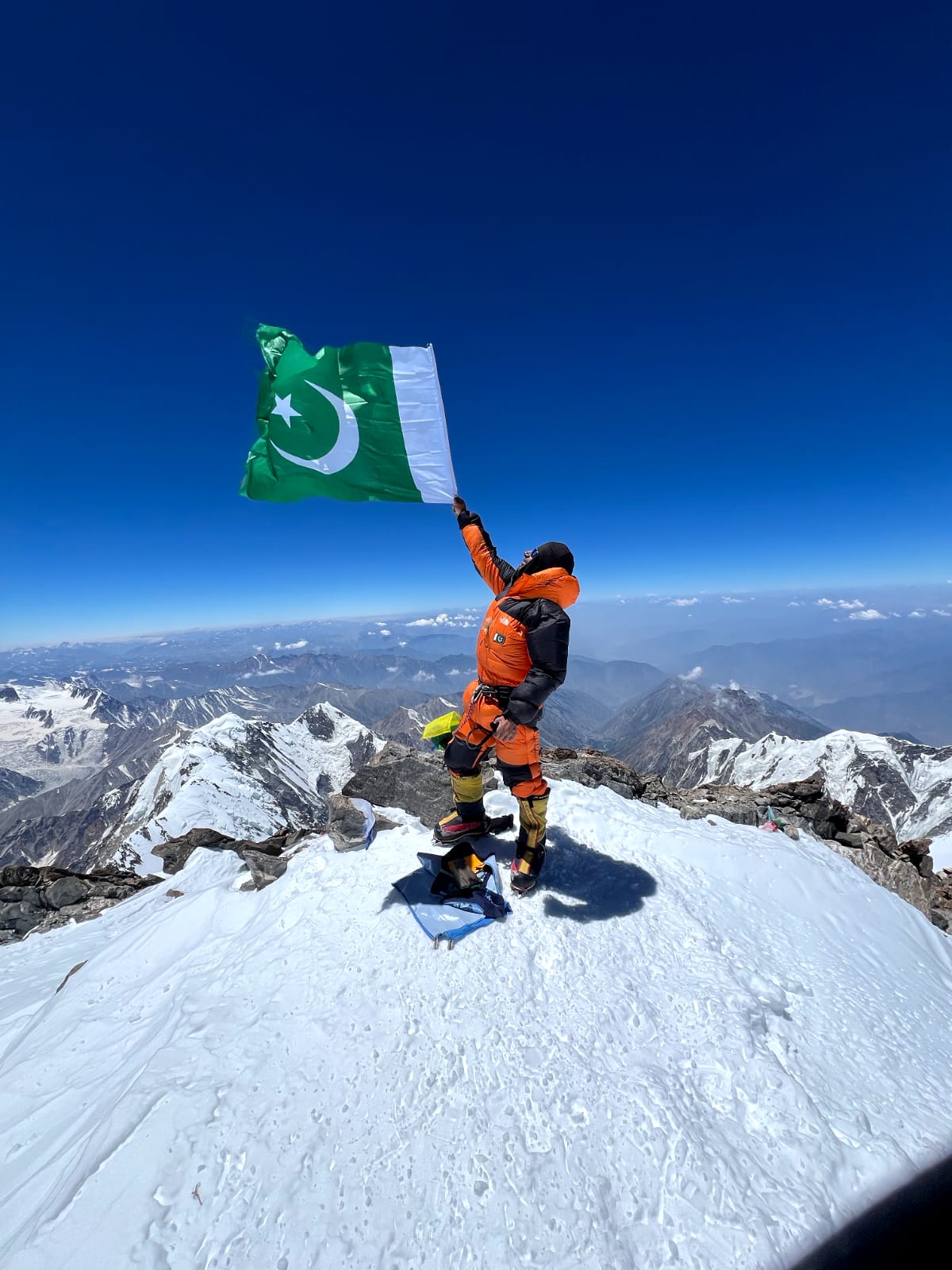 Chief Operating Officer/ National Climber